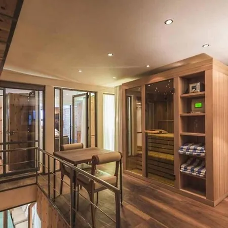 公寓 3bdr Relaxing And Spacious Apartment- If You Want To Book, Please Contact On Wh-ats-app - 0034-635-518-216 !!!! *